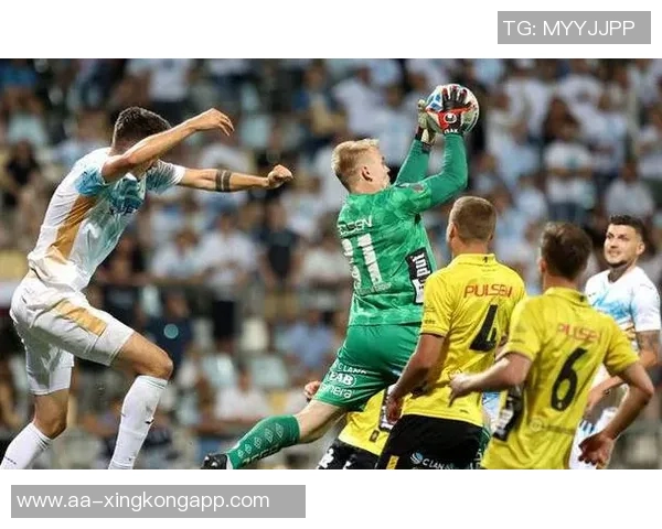 塞萨洛尼基球迷车祸身亡七人俱乐部请求推迟欧联遭拒绝